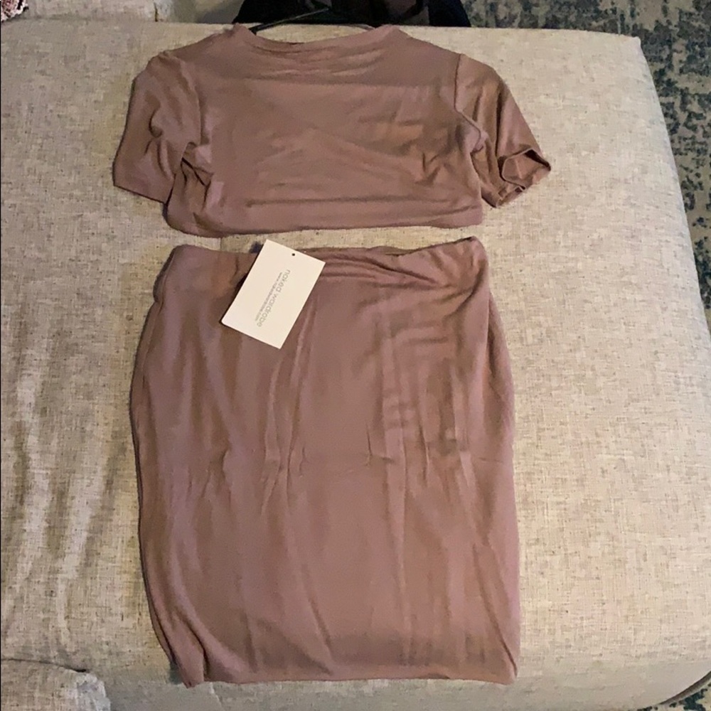 Naked Wardrobe crop set